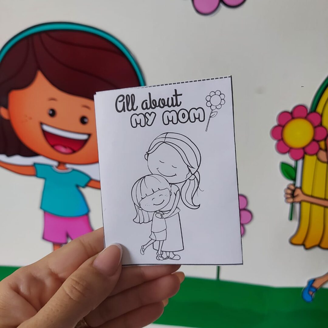 Mini Book "All about Mom"